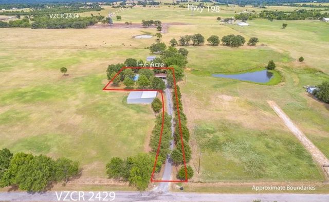 401 Vz County Road 2429, Canton, TX 75103