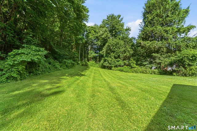 14 Saw Mill Road, Newtown, CT 06470