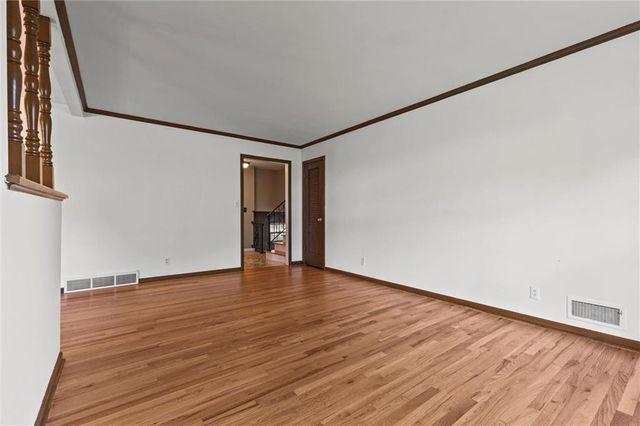 10918 Tracy Avenue, Kansas City, MO 64131