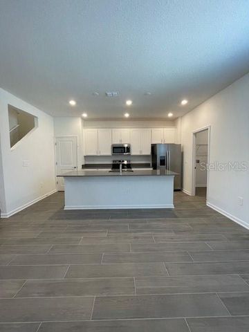 1609 CROSS PRAIRIE PARKWAY, Kissimmee, FL 34744