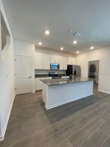 1609 CROSS PRAIRIE PARKWAY, Kissimmee, FL 34744