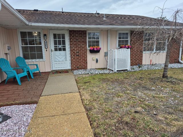 966A Argyll Circle, Lakewood, NJ 08701