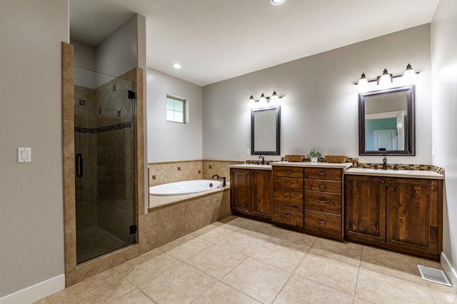 1727 DEER CREST DR, Fruit Heights, UT 84037