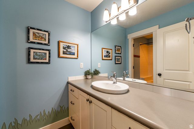 1727 DEER CREST DR, Fruit Heights, UT 84037