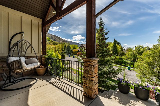 1727 DEER CREST DR, Fruit Heights, UT 84037