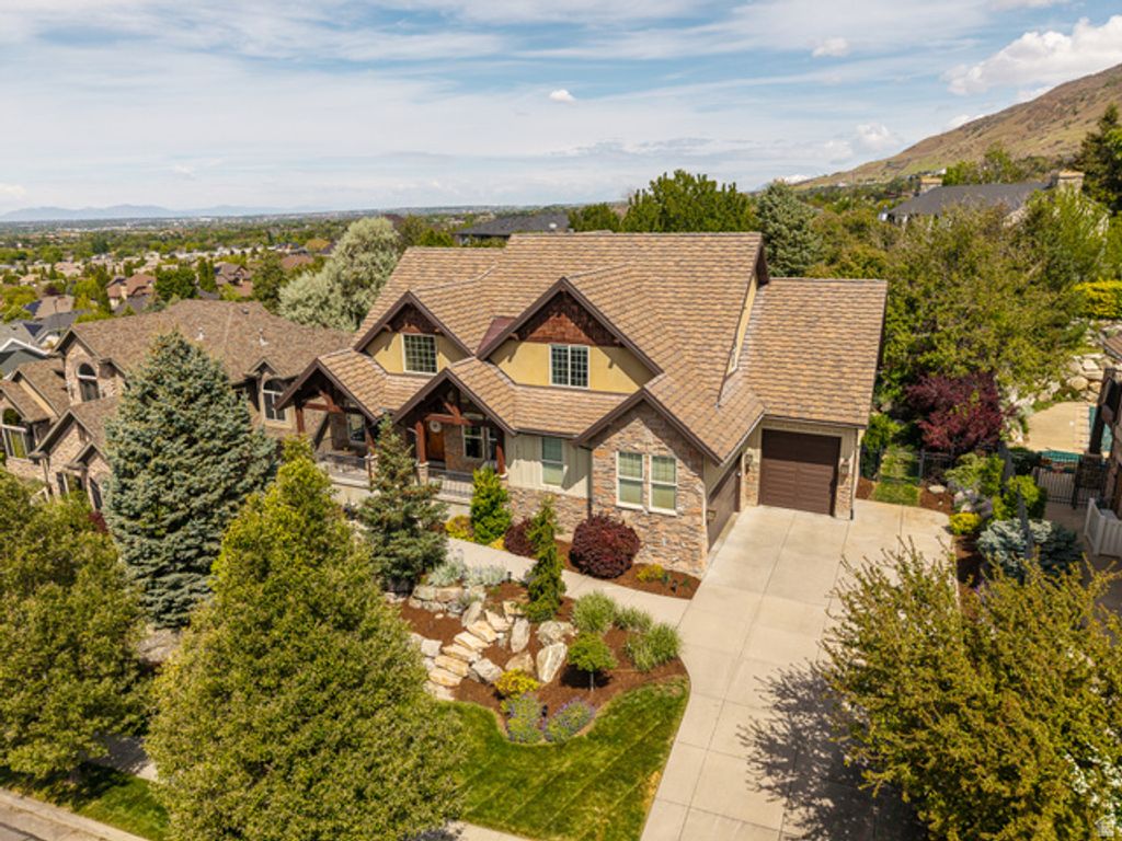 1727 DEER CREST DR, Fruit Heights, UT 84037