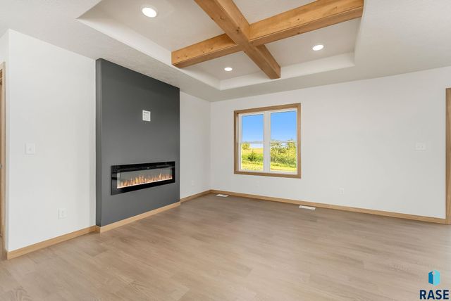 1912 E 71st St N Street N, Sioux Falls, SD 57104