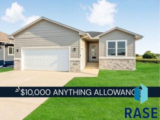 1912 E 71st St N Street N, Sioux Falls, SD 57104