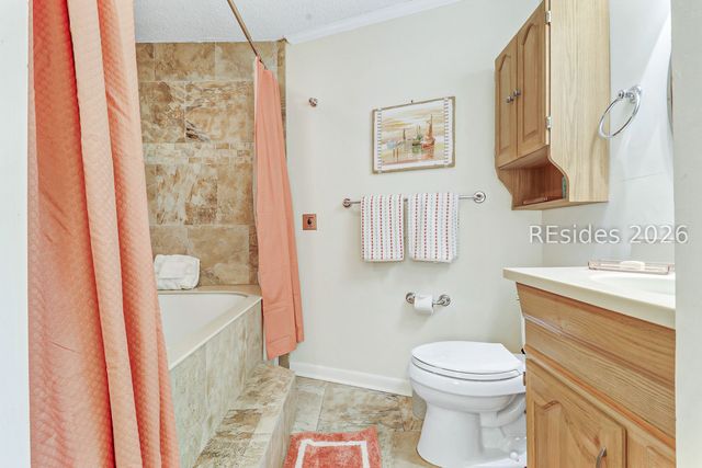 23 S Forest Beach Dr Apt 308, Hilton Head Island, SC 29928