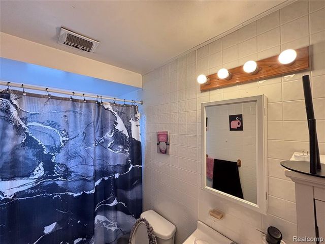 16500 Asbury Park, Detroit, MI 48235