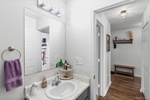 3070 Elk Creek Drive, Clayton Charter Township, MI 48473