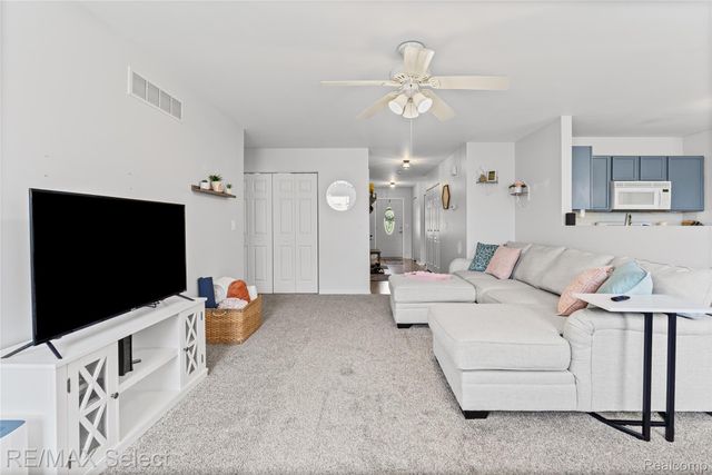 3070 Elk Creek Drive, Clayton Charter Township, MI 48473
