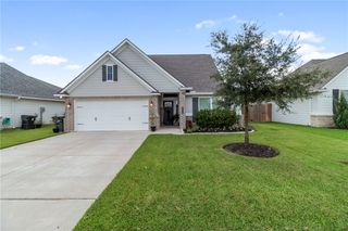 1916 Meridian Court, Bryan, TX 77807