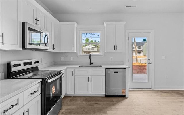 145 Windsong Road, Mocksville, NC 27028