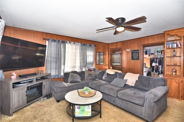1019 N Wilson Avenue, Sand Springs, OK 74063