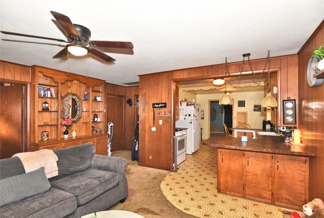 1019 N Wilson Avenue, Sand Springs, OK 74063