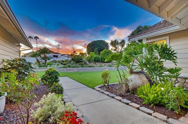 320 Jonah Rd, Escondido, CA 92027