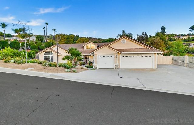 320 Jonah Rd, Escondido, CA 92027