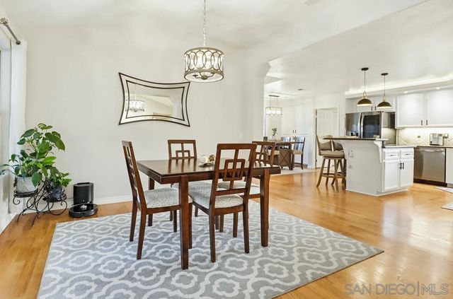 320 Jonah Rd, Escondido, CA 92027