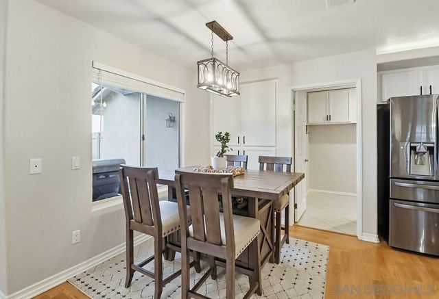 320 Jonah Rd, Escondido, CA 92027