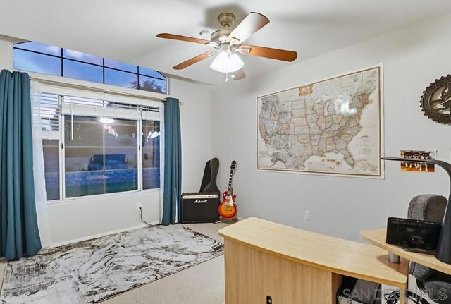 320 Jonah Rd, Escondido, CA 92027