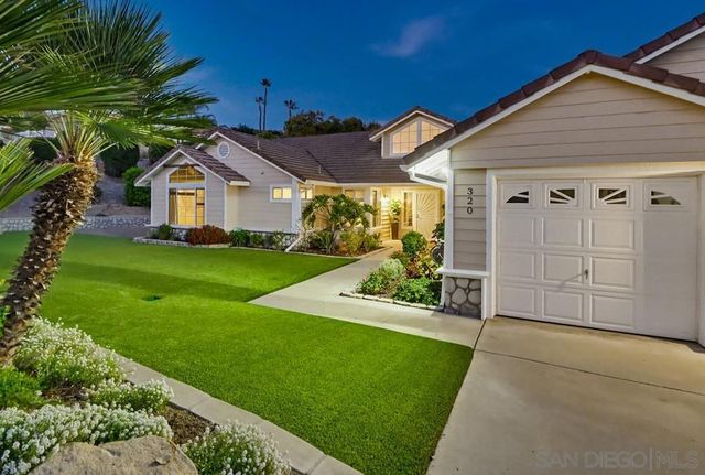 320 Jonah Rd, Escondido, CA 92027