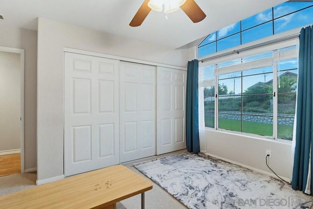 320 Jonah Rd, Escondido, CA 92027