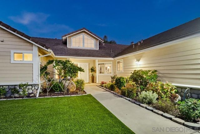 320 Jonah Rd, Escondido, CA 92027