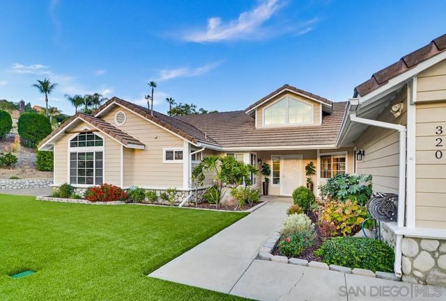 320 Jonah Rd, Escondido, CA 92027