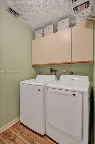 3897 N Carambola Cir N 29127, Coconut Creek, FL 33066