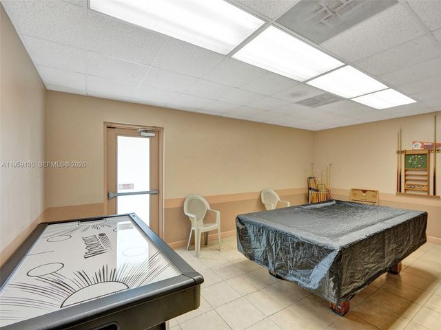 3897 N Carambola Cir N 29127, Coconut Creek, FL 33066