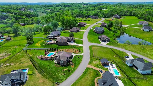 1217 Ballentrace Blvd, Lebanon, TN 37087