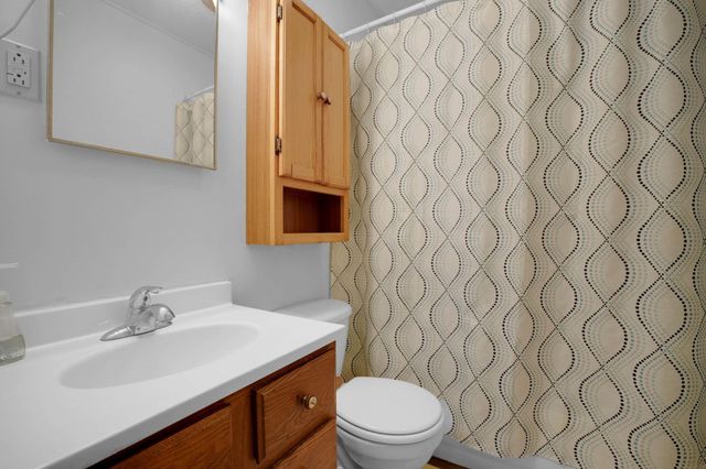 2523 Cedar Heights Drive, Cedar Falls, IA 50613