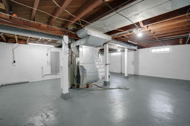 2523 Cedar Heights Drive, Cedar Falls, IA 50613