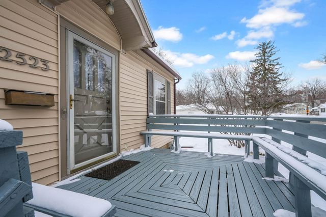 2523 Cedar Heights Drive, Cedar Falls, IA 50613