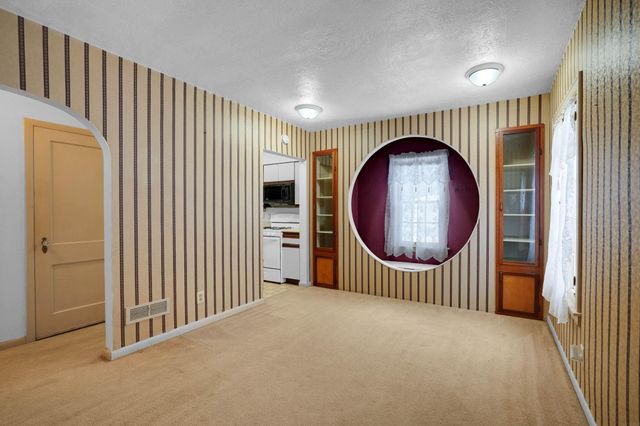 2523 Cedar Heights Drive, Cedar Falls, IA 50613