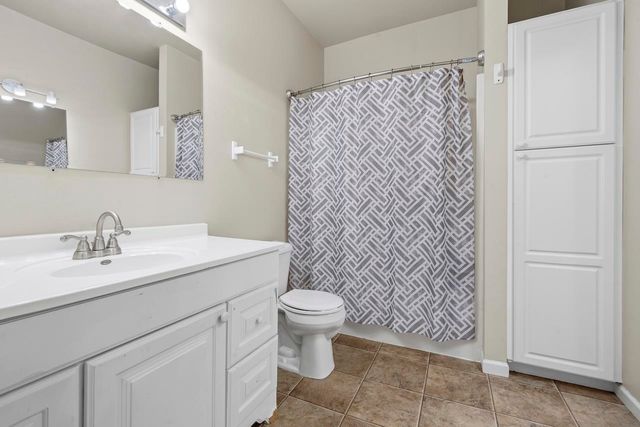 109 6th St. NW, Minot, ND 58703