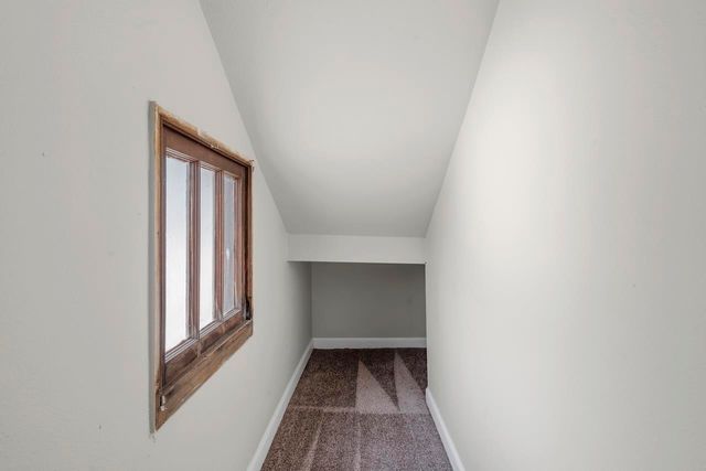 109 6th St. NW, Minot, ND 58703