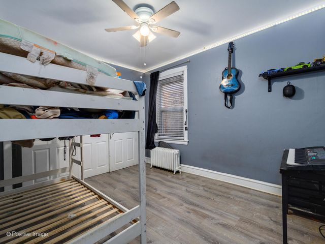 6423 N Leavitt Street, Chicago, IL 60645