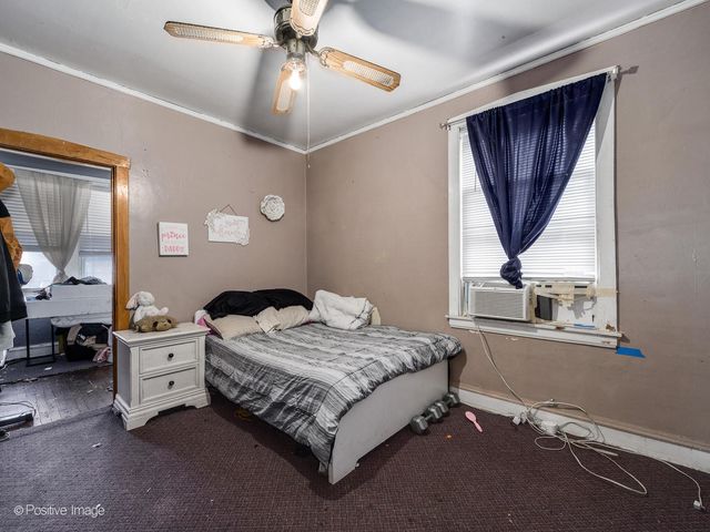 6423 N Leavitt Street, Chicago, IL 60645