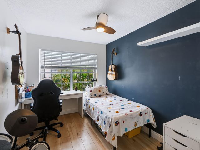 220 Foxtail Drive G, Greenacres, FL 33415