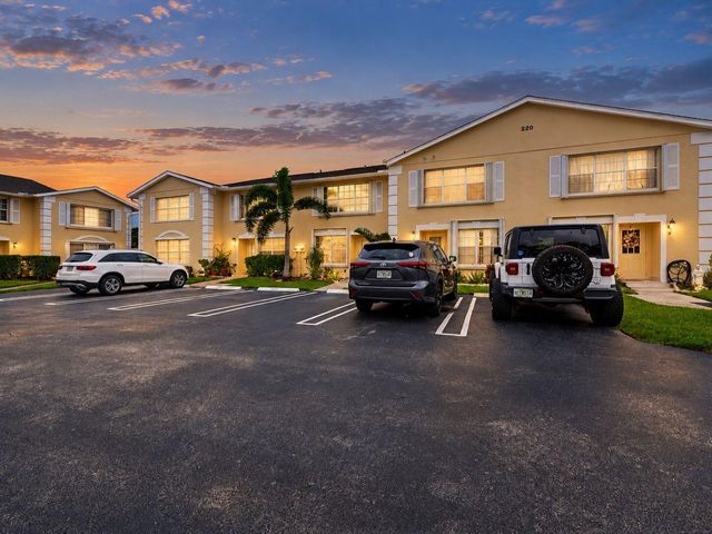 220 Foxtail Drive G, Greenacres, FL 33415