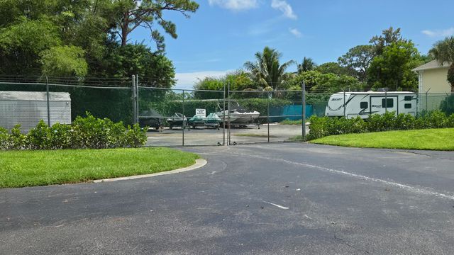 220 Foxtail Drive G, Greenacres, FL 33415