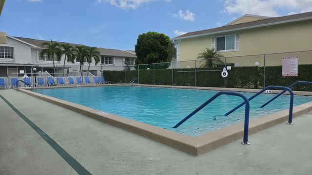 220 Foxtail Drive G, Greenacres, FL 33415