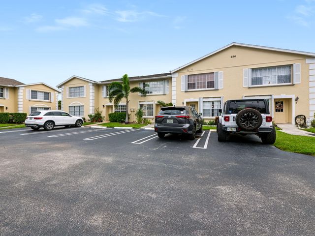220 Foxtail Drive G, Greenacres, FL 33415