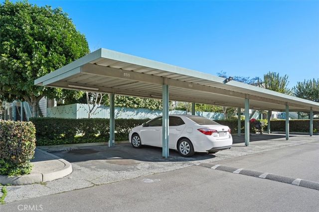 20553 S Vermont Avenue 6, Torrance, CA 90502