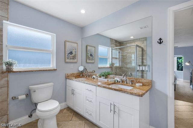 841 107th AVE N, Naples, FL 34108