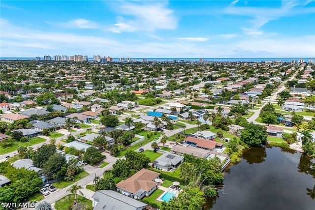 841 107th AVE N, Naples, FL 34108