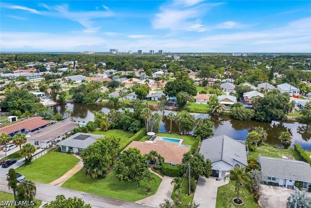 841 107th AVE N, Naples, FL 34108