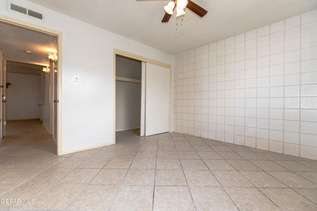 6400 Edgemere Boulevard 34, El Paso, TX 79925